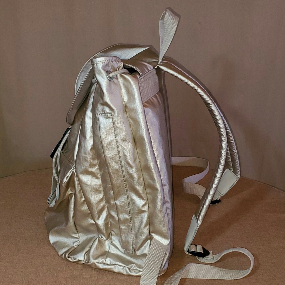 Gold Color Backpack - Picture 4 of 4